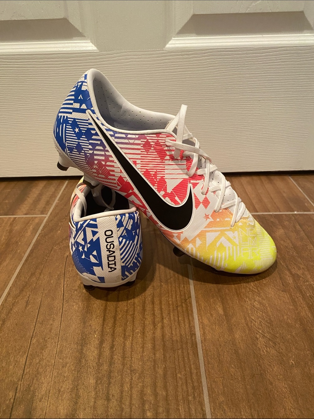 Men’s 10.5 Nike Ousadia Soccer Cleats